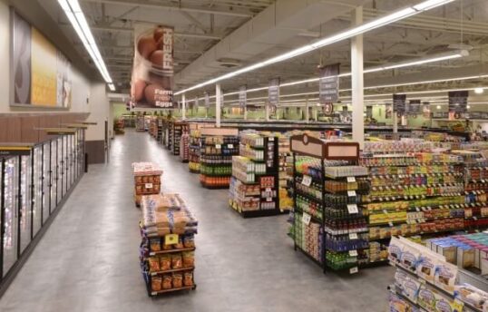 Grocery Stores Turn to Efficient Lighting Alternatives