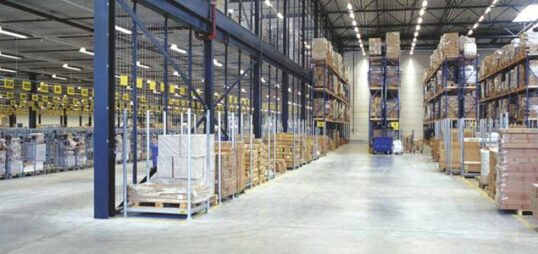 3 Industrial LED Lighting Advantages Over Incandescent and Fluorescent Bulbs